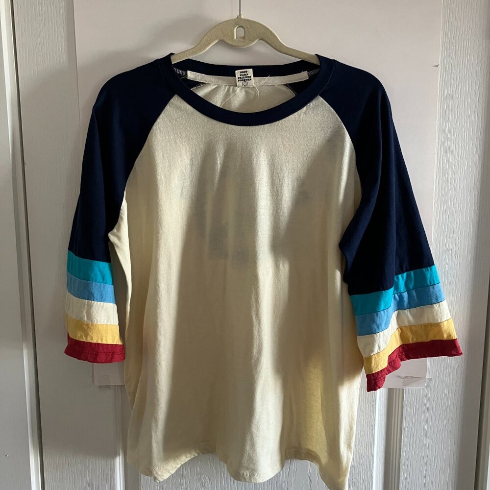 Camp Collection Vintage Style Peace Sign-Colorful Sleeves Size 2XL